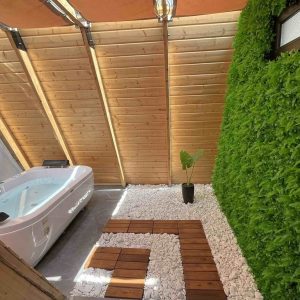 کلبه سوئیسی جکوزی دار تیکا رضوانشهر